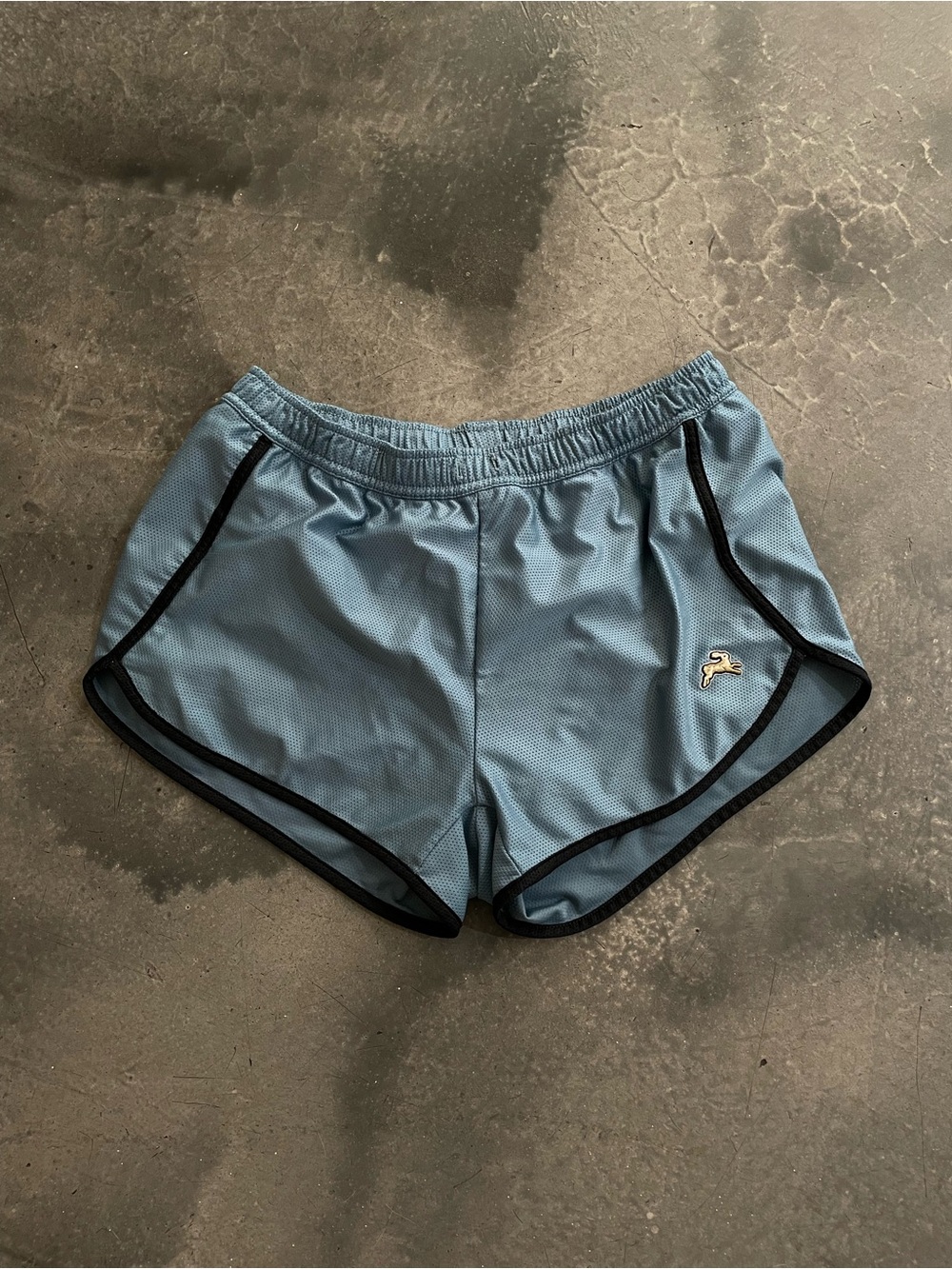 Tracksmith Women's Van Cortlandt Shorts 3” Sz M 
(Jun A-1)